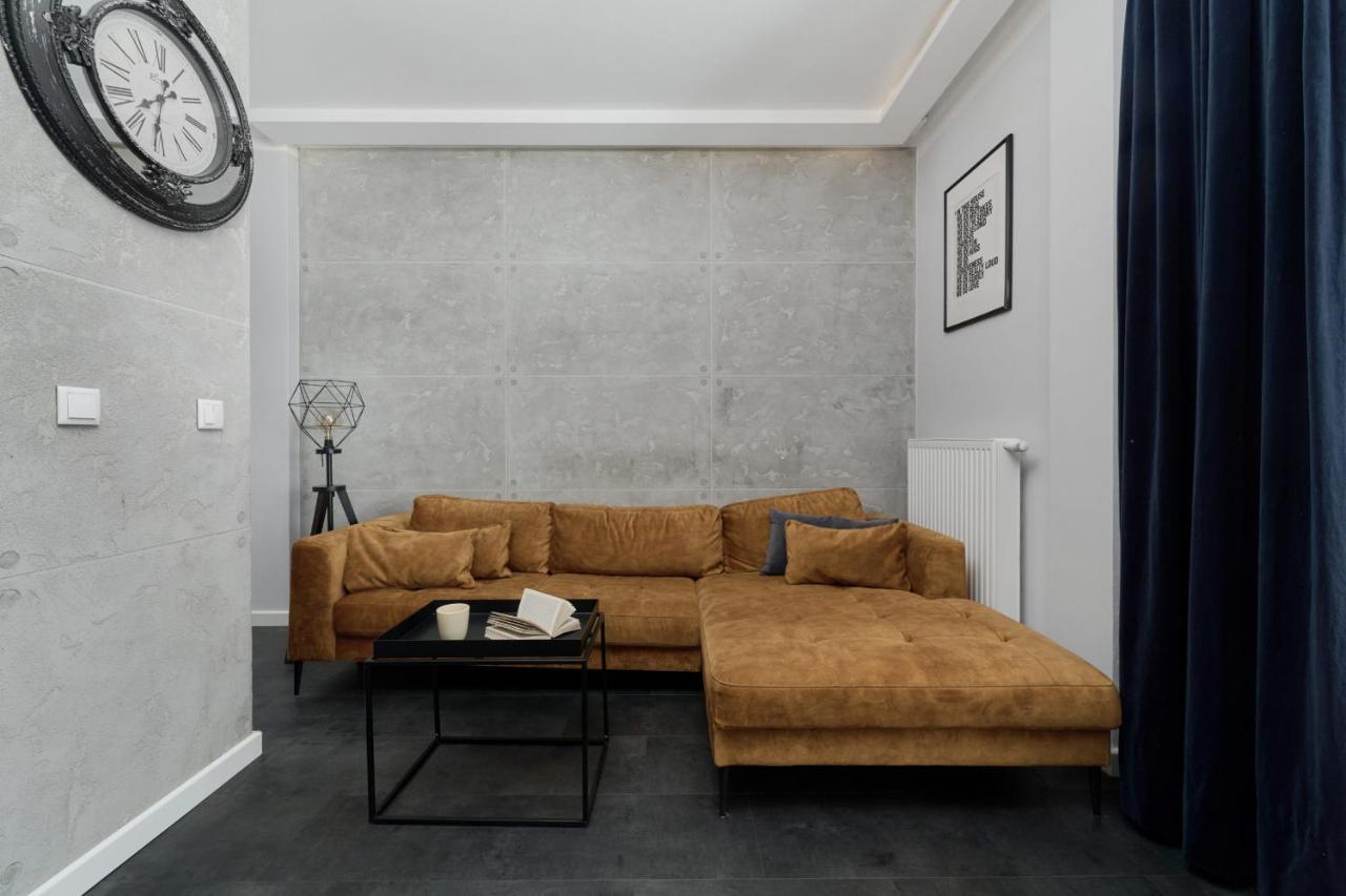 Stylish Kosciuszki Apartaments Near The Market Square With Free Garage Wroclaw By Noclegi Renters Exteriör bild