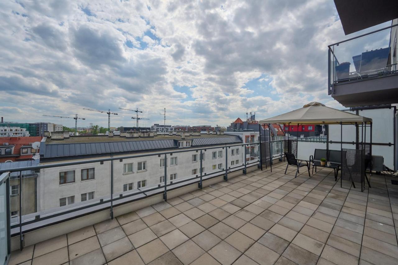 Stylish Kosciuszki Apartaments Near The Market Square With Free Garage Wroclaw By Noclegi Renters Exteriör bild