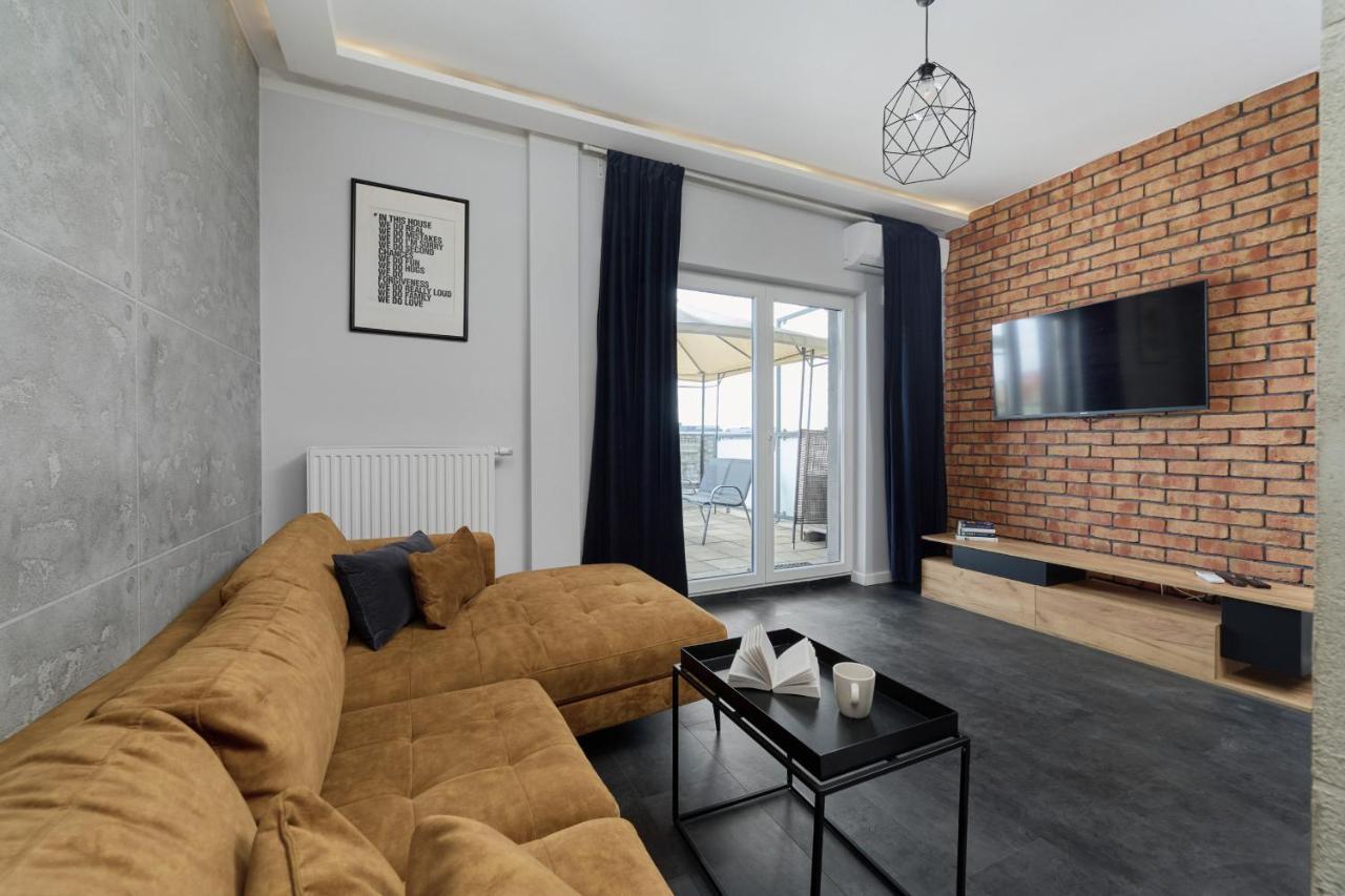 Stylish Kosciuszki Apartaments Near The Market Square With Free Garage Wroclaw By Noclegi Renters Exteriör bild