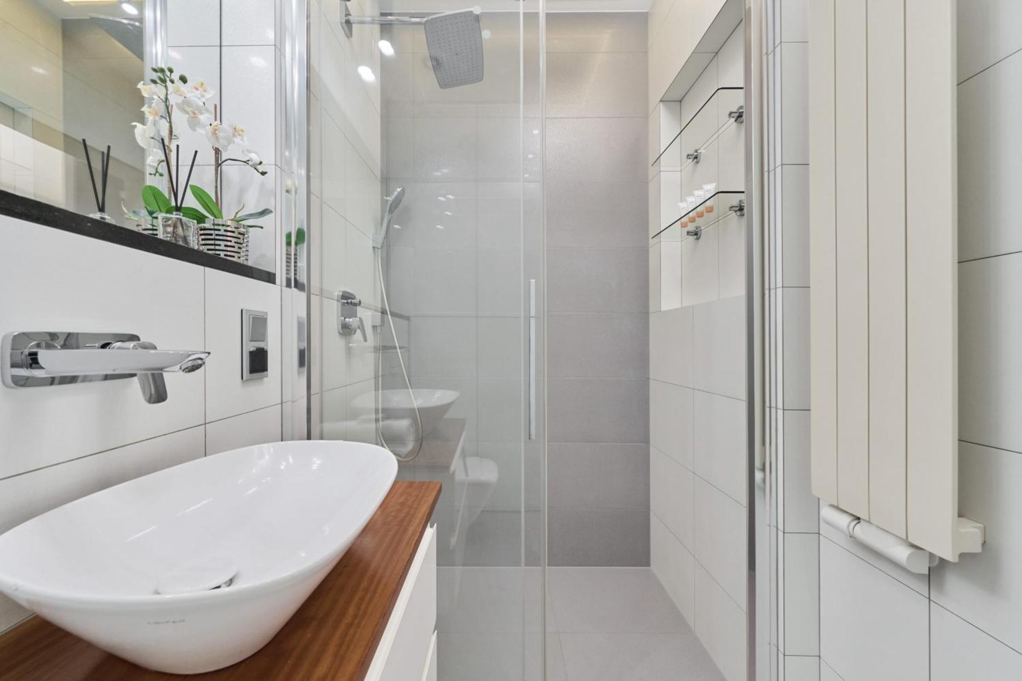 Stylish Kosciuszki Apartaments Near The Market Square With Free Garage Wroclaw By Noclegi Renters Exteriör bild